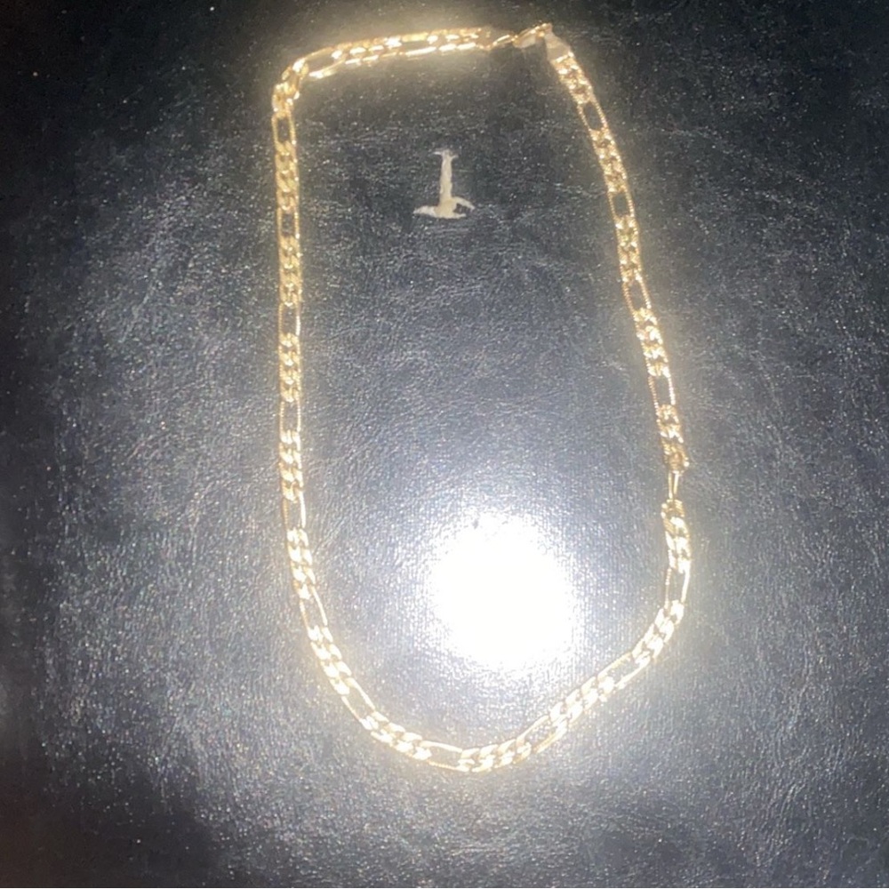 Elegant Gold Chain Necklace